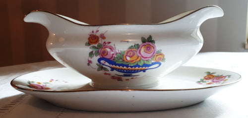 Gravy boat blue basket with roses