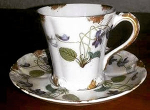 The oldest cup + saucer leaves